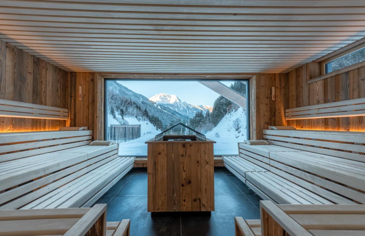 Zillergrundrock Luxury Mountain Resort Mayrhofen Esterno foto